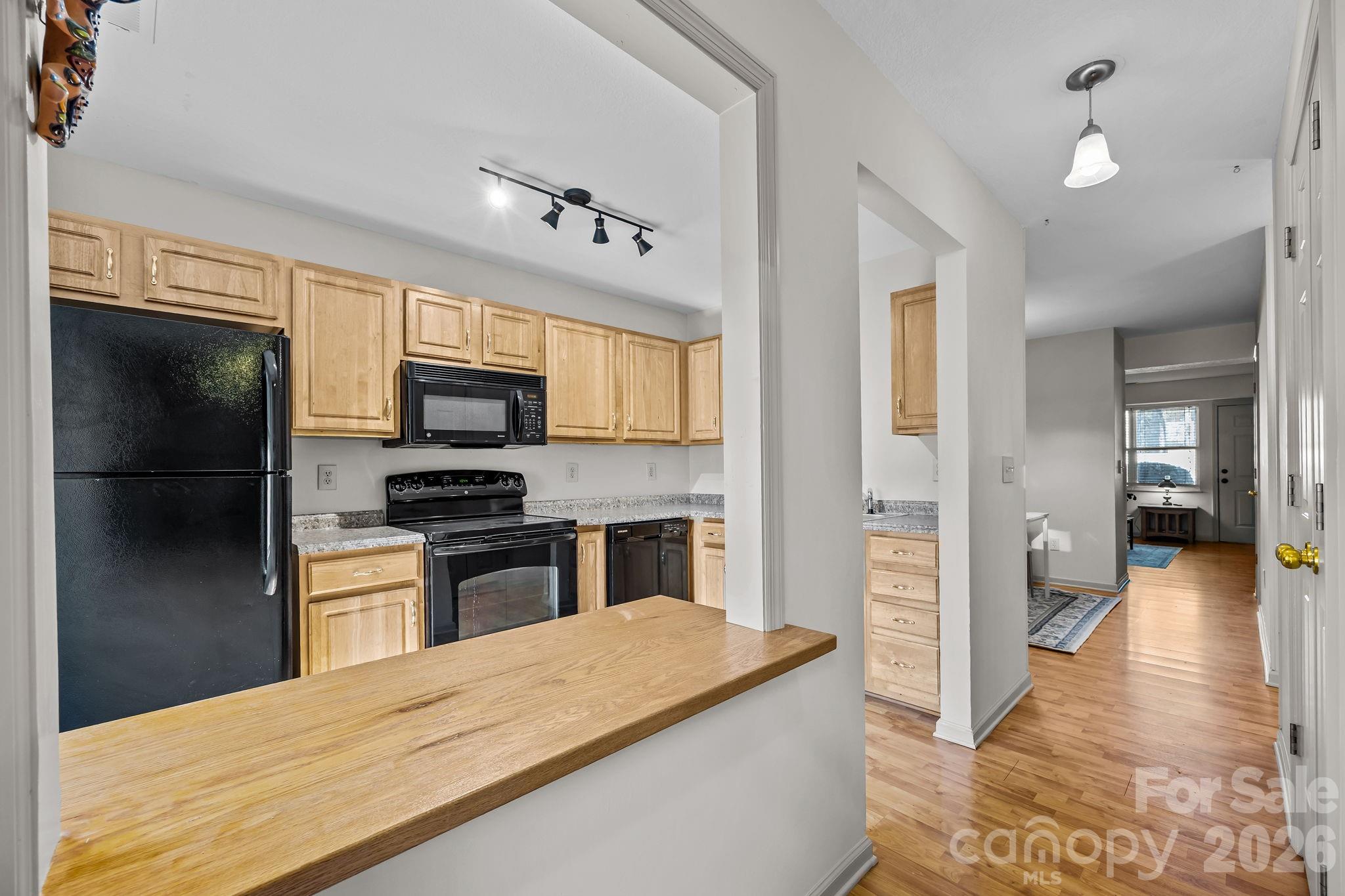 704 Carlyle Way Asheville NC 28803