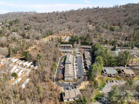 704 Carlyle Way Asheville NC 28803