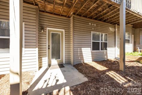 704 Carlyle Way Asheville NC 28803
