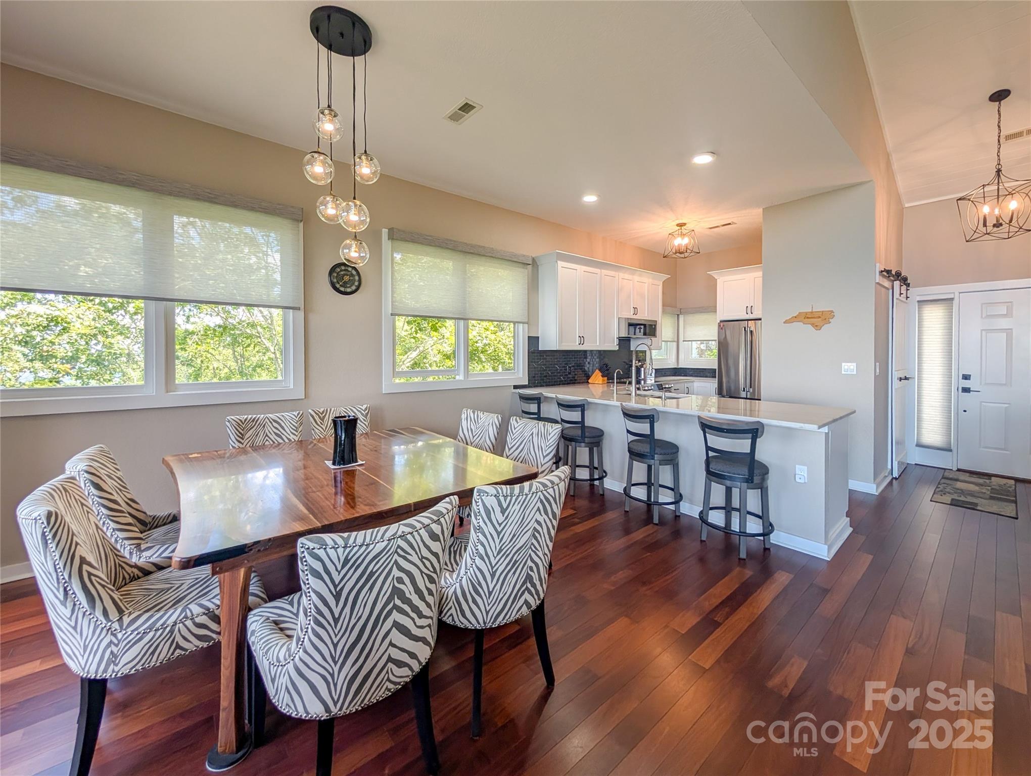 30 Club Villa Court Burnsville NC 28714