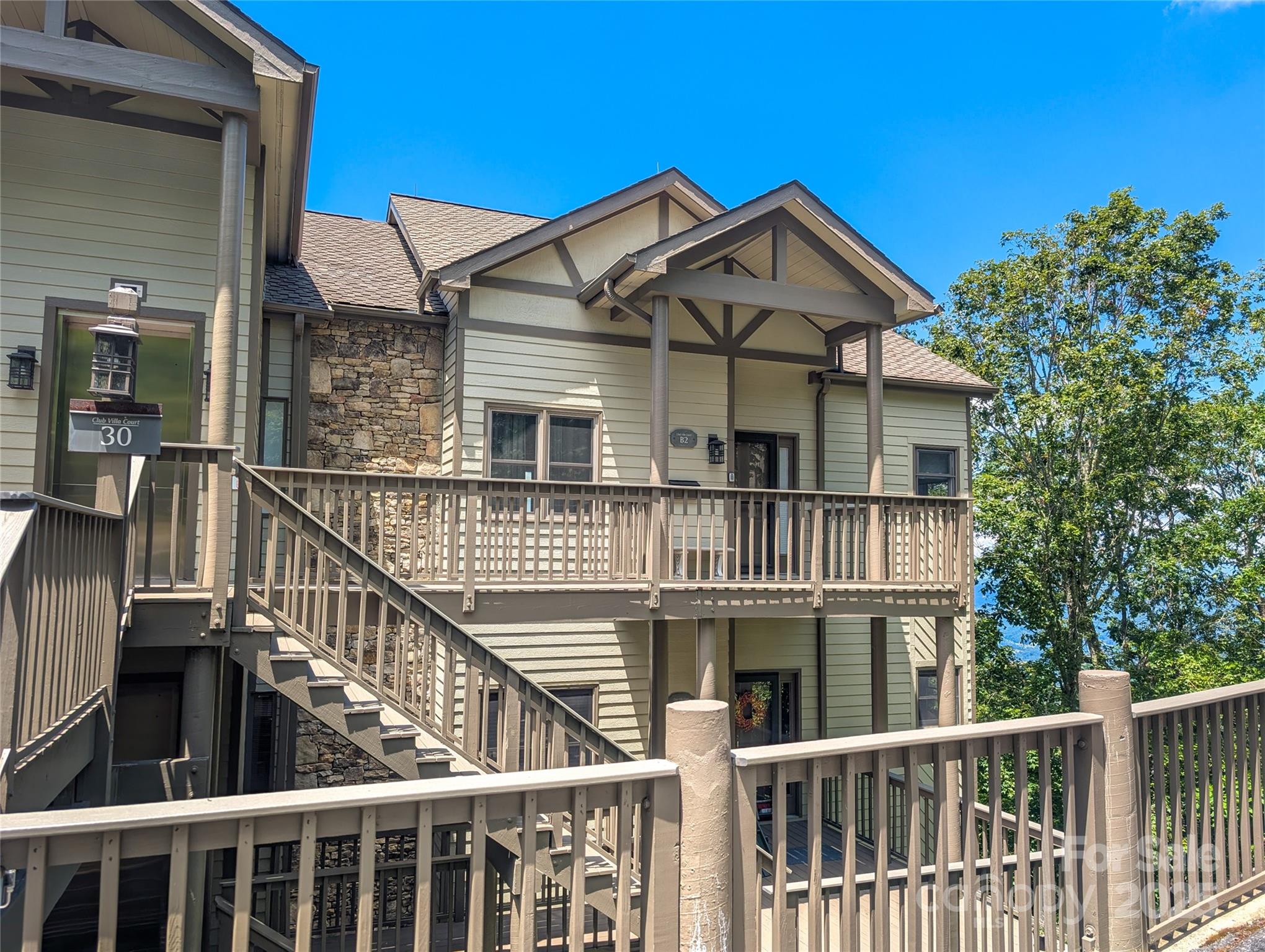 30 Club Villa Court Burnsville NC 28714