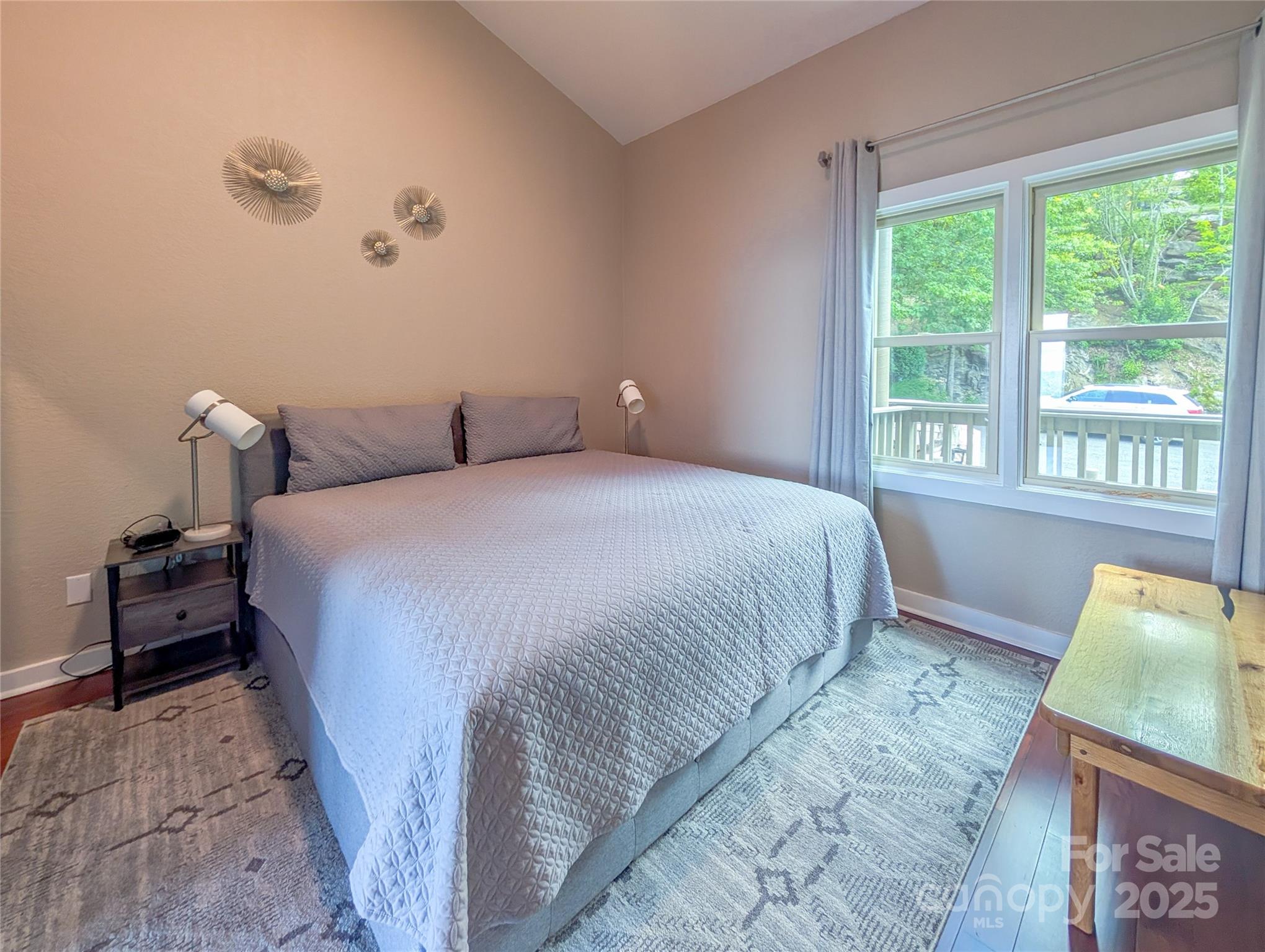 30 Club Villa Court Burnsville NC 28714