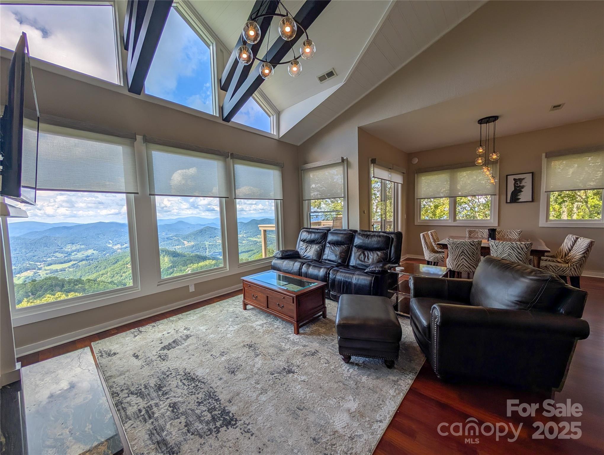 30 Club Villa Court Burnsville NC 28714