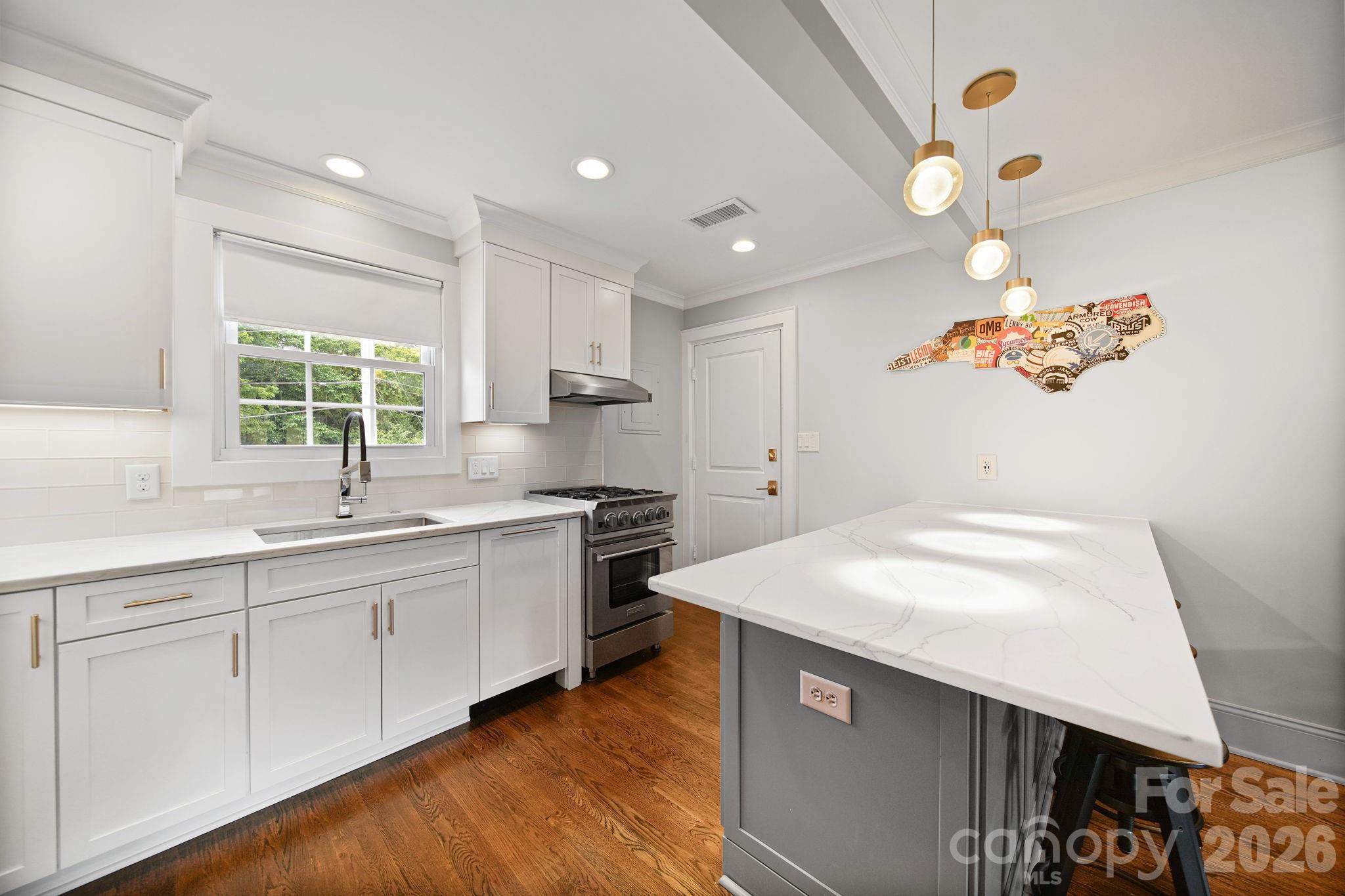 241 Wakefield Drive Charlotte NC 28209