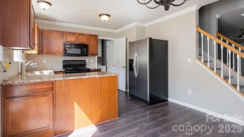 130 Lanceford Circle Fletcher NC 28732