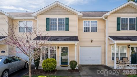 130 Lanceford Circle Fletcher NC 28732