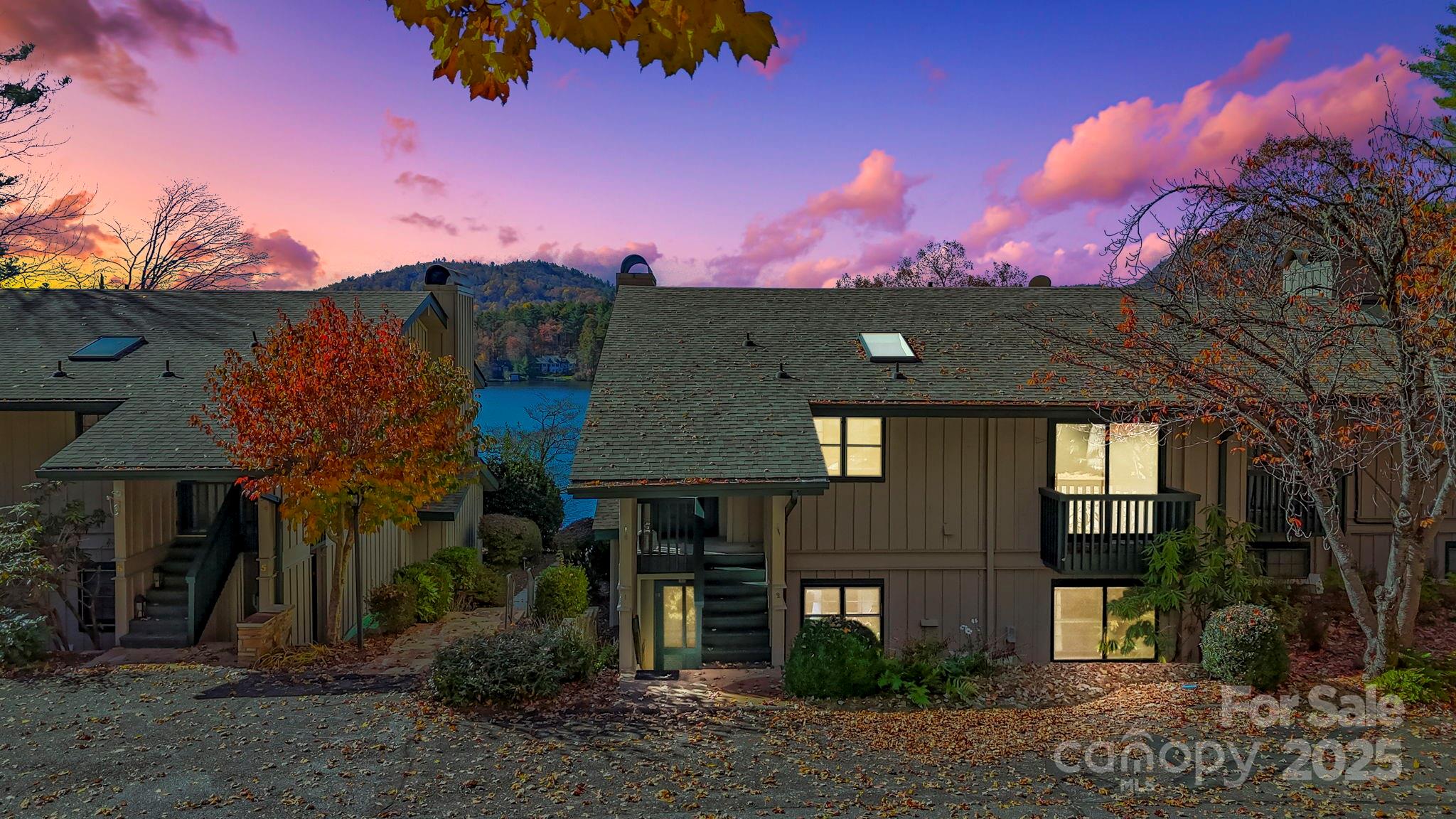 68 Toxaway Point Lake Toxaway NC 28747