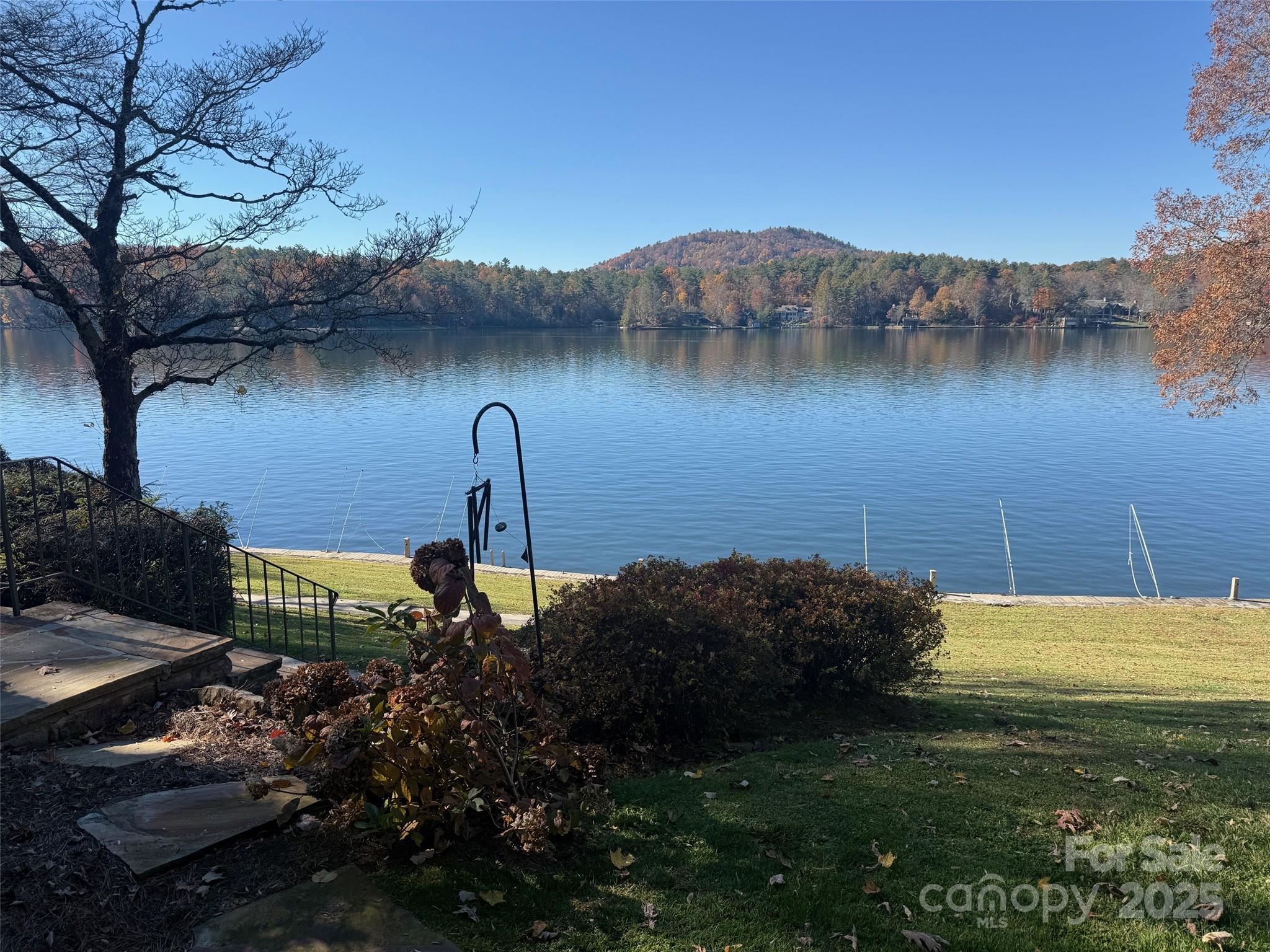 68 Toxaway Point Lake Toxaway NC 28747