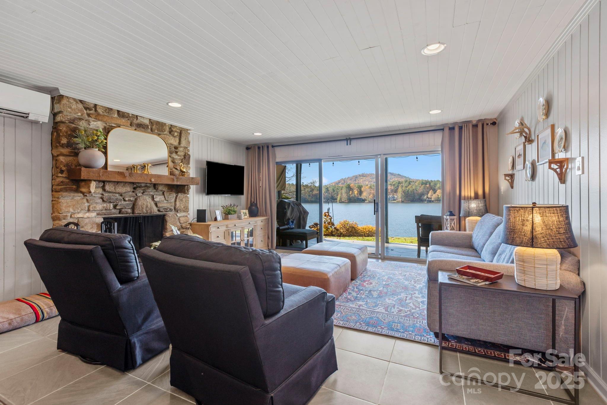 68 Toxaway Point Lake Toxaway NC 28747