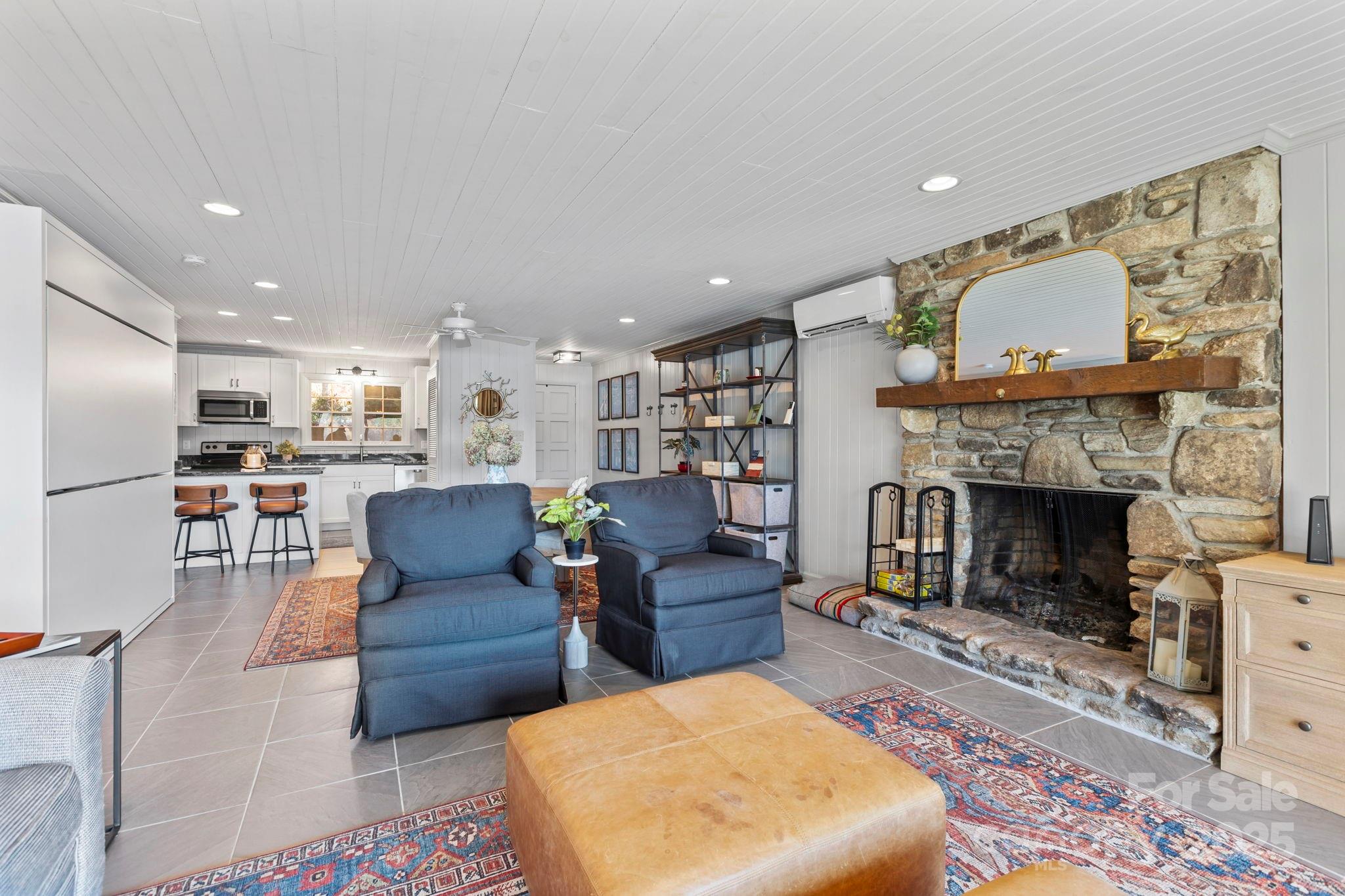 68 Toxaway Point Lake Toxaway NC 28747
