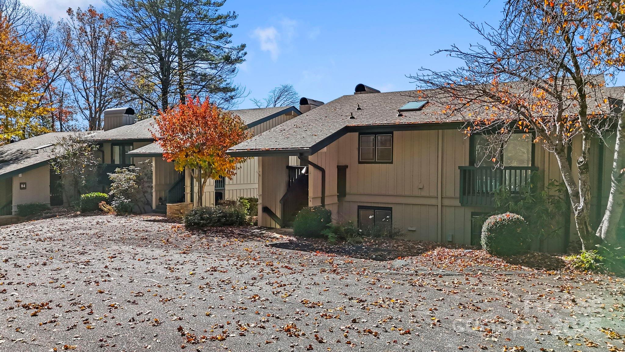 68 Toxaway Point Lake Toxaway NC 28747
