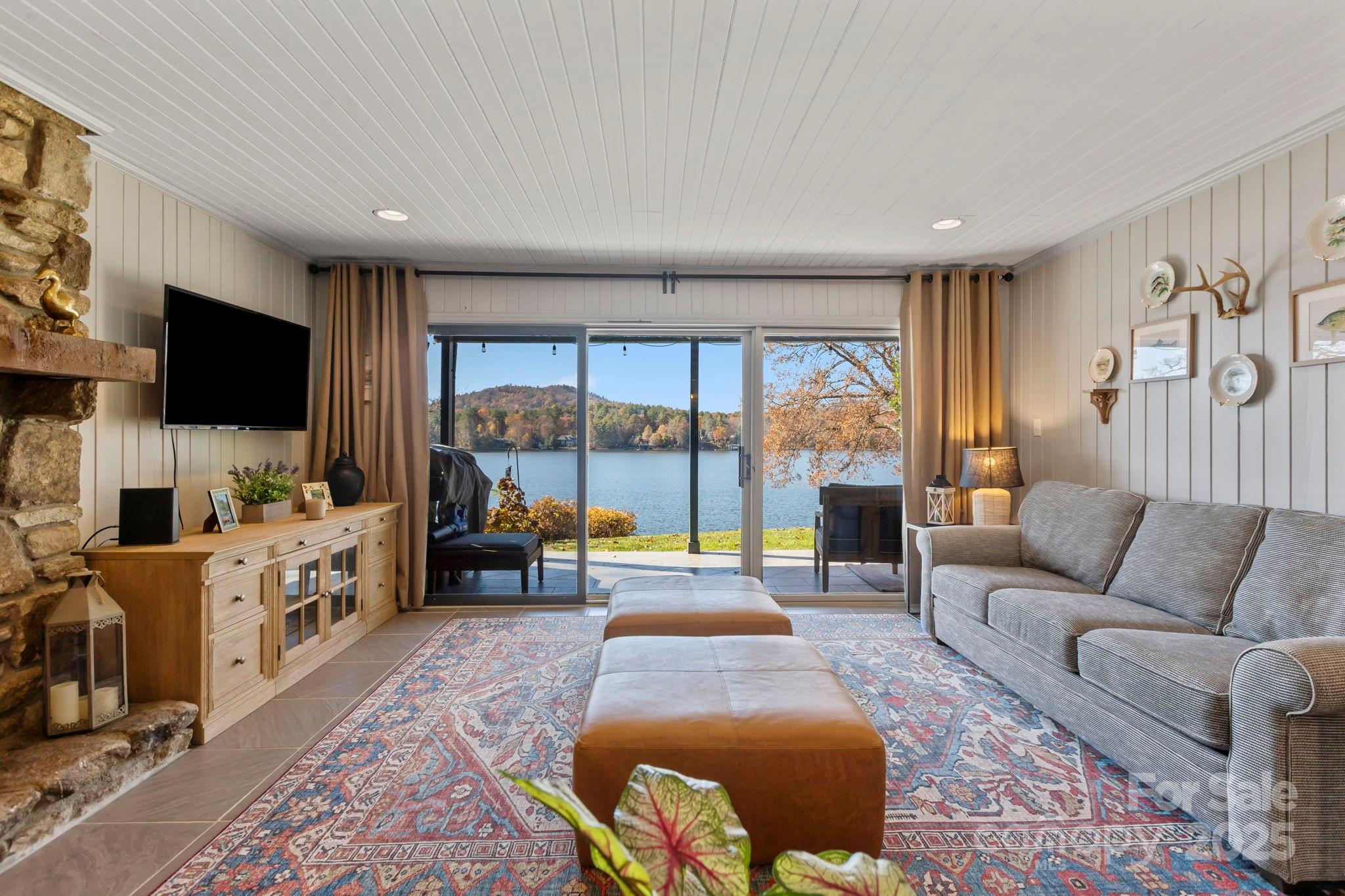 68 Toxaway Point Lake Toxaway NC 28747