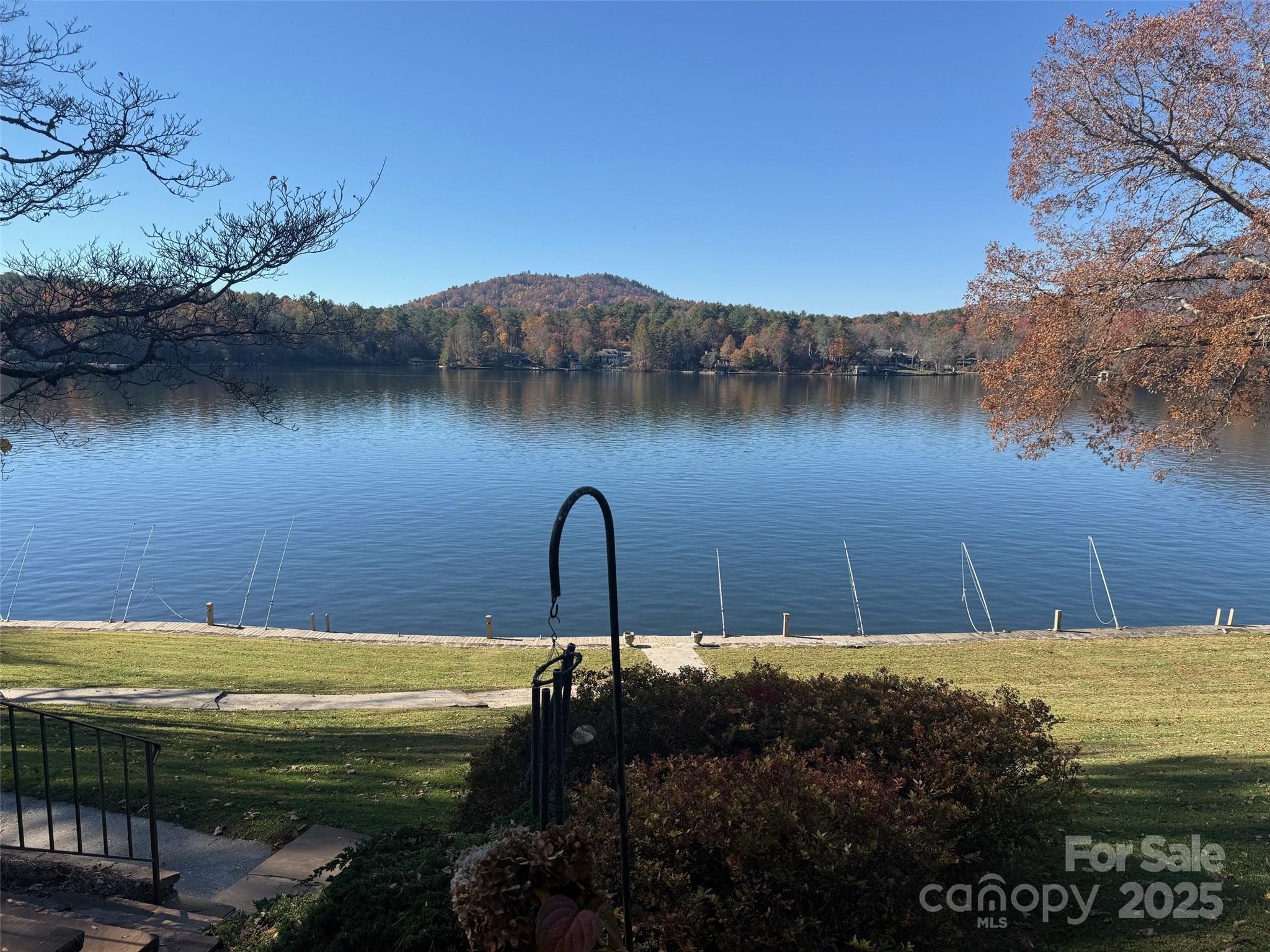 68 Toxaway Point Lake Toxaway NC 28747