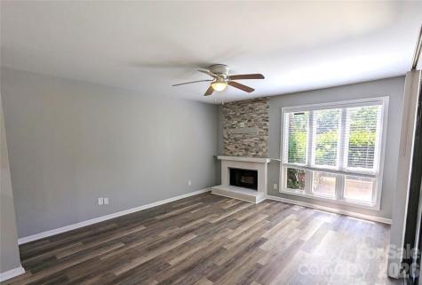 8021 Cedar Glen Drive Charlotte NC 28212