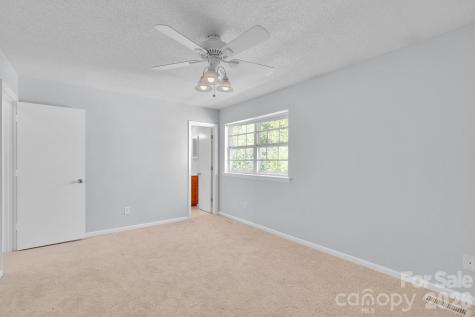 8510 Castle Pine Court Charlotte NC 28226