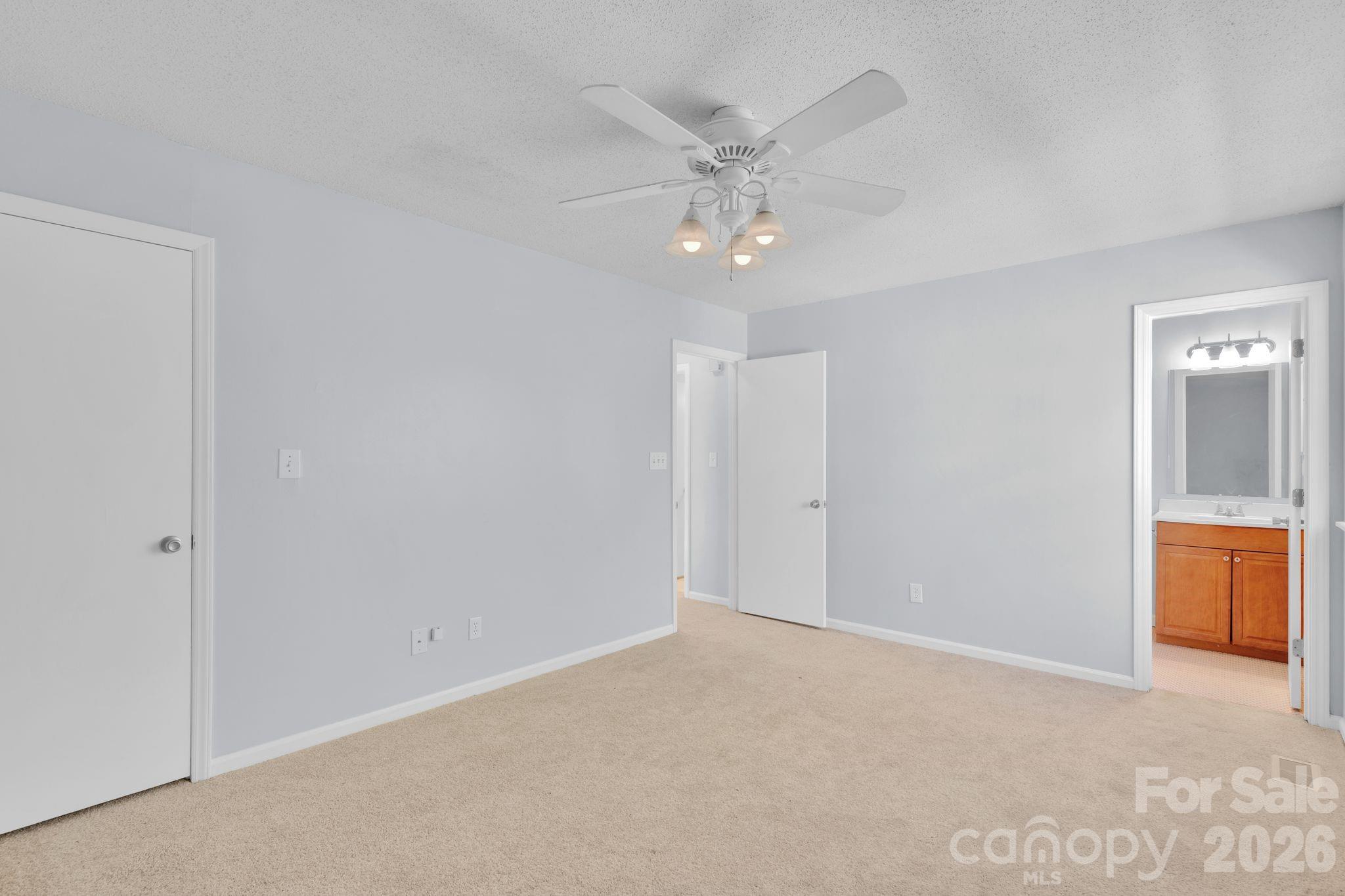 8510 Castle Pine Court Charlotte NC 28226