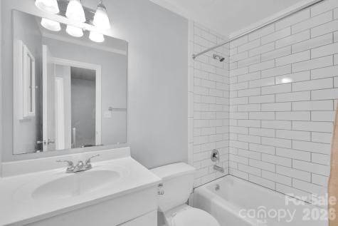 8510 Castle Pine Court Charlotte NC 28226