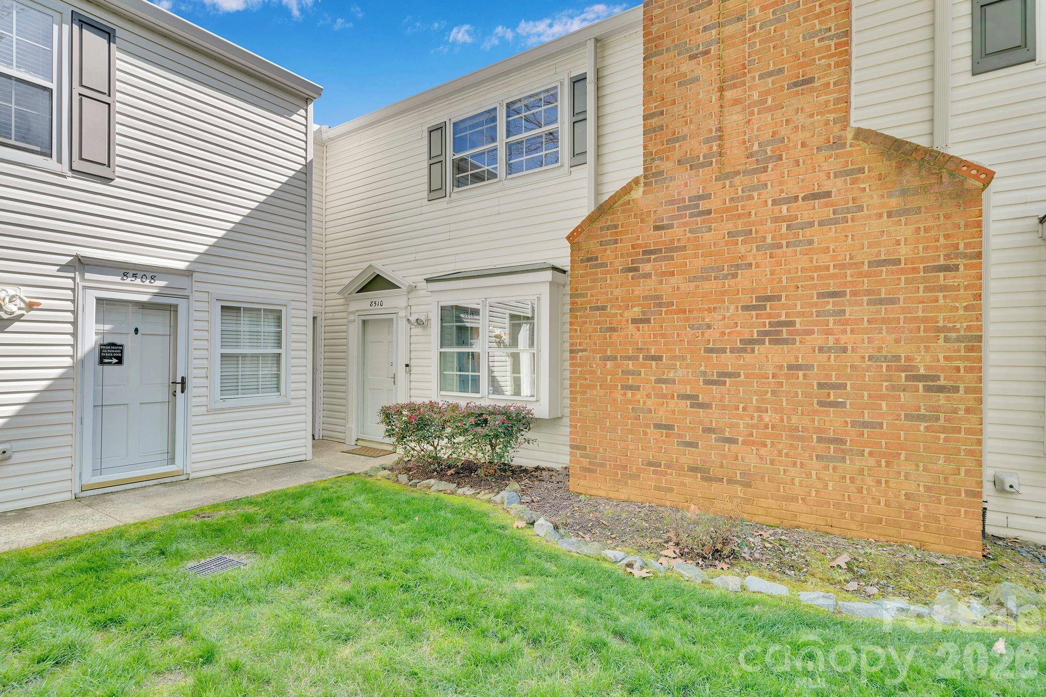 8510 Castle Pine Court Charlotte NC 28226