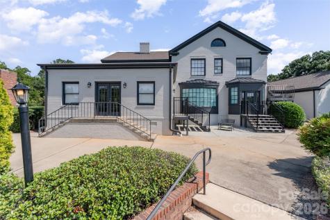 3001 Heathstead Place Charlotte NC 28210