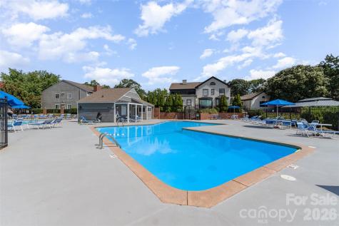3001 Heathstead Place Charlotte NC 28210