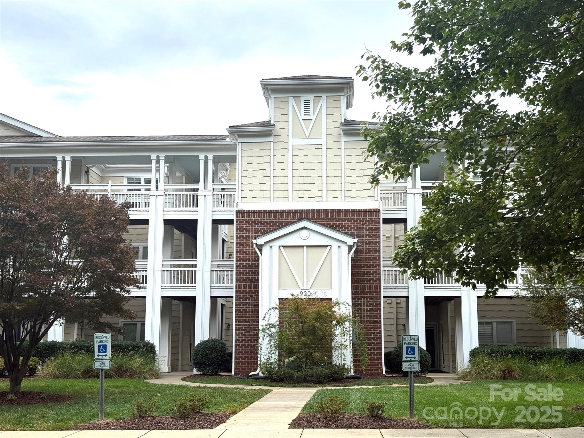 930 Jetton Street Davidson NC 28036