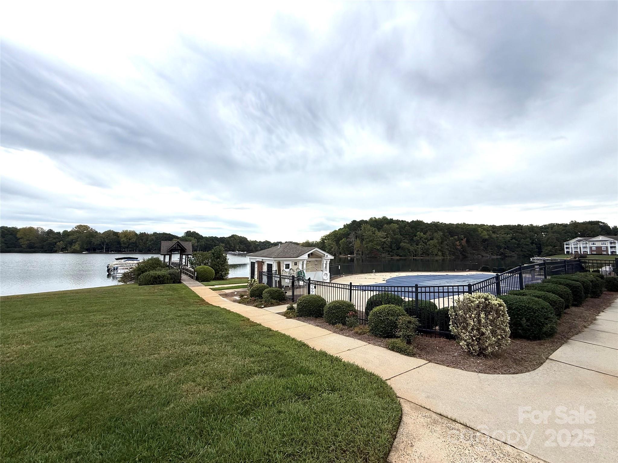 930 Jetton Street Davidson NC 28036