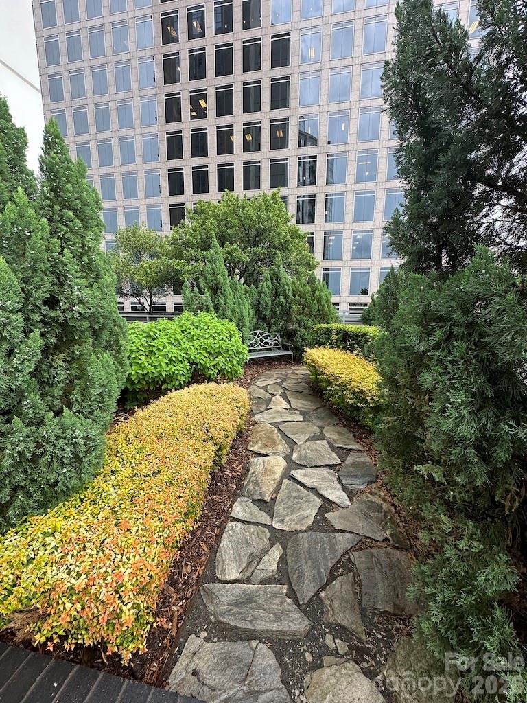 333 W Trade Street W Charlotte NC 28202