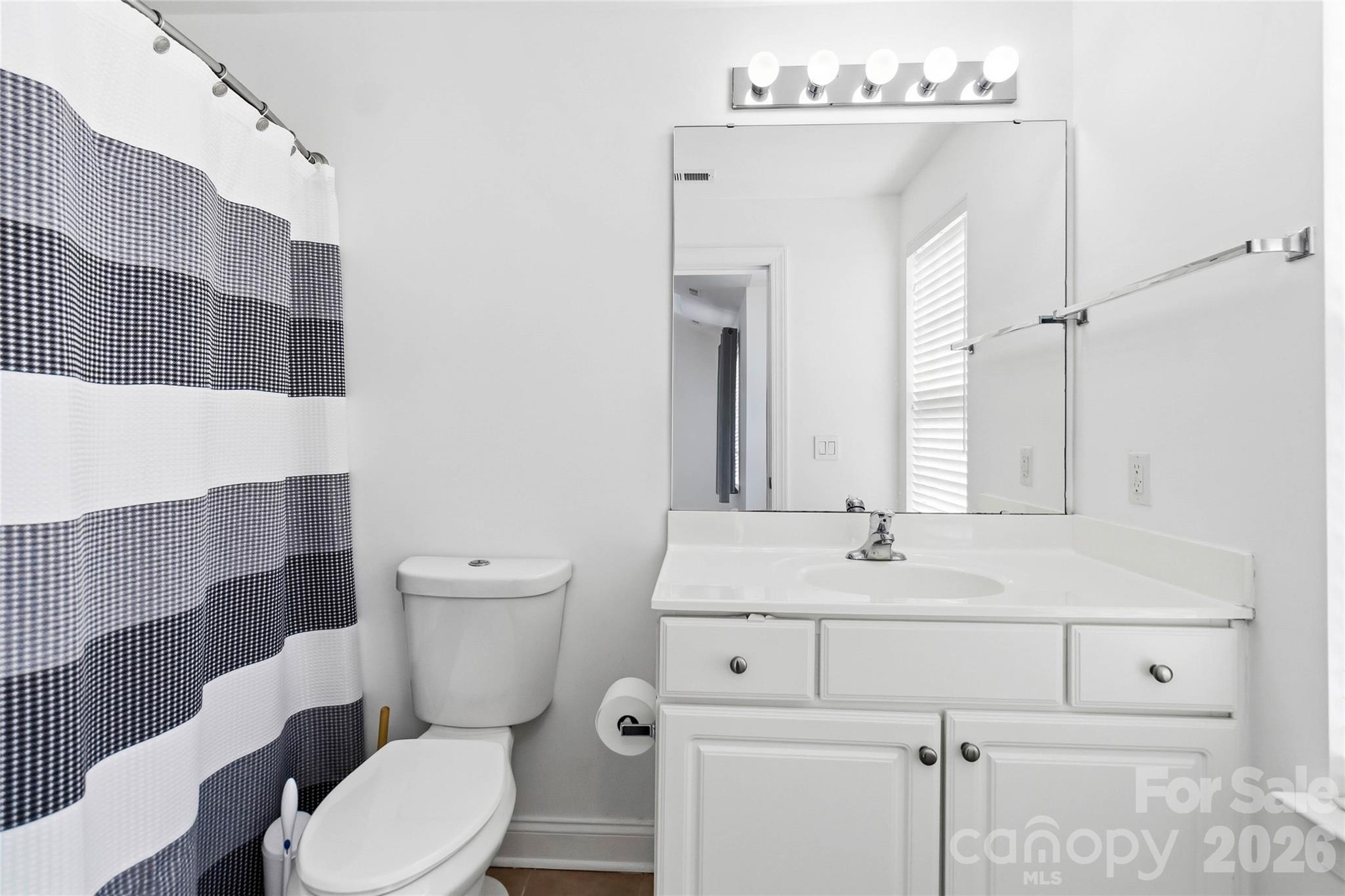 6432 Park Pond Drive Charlotte NC 28262