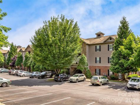 726 Appeldoorn Circle Asheville NC 28803