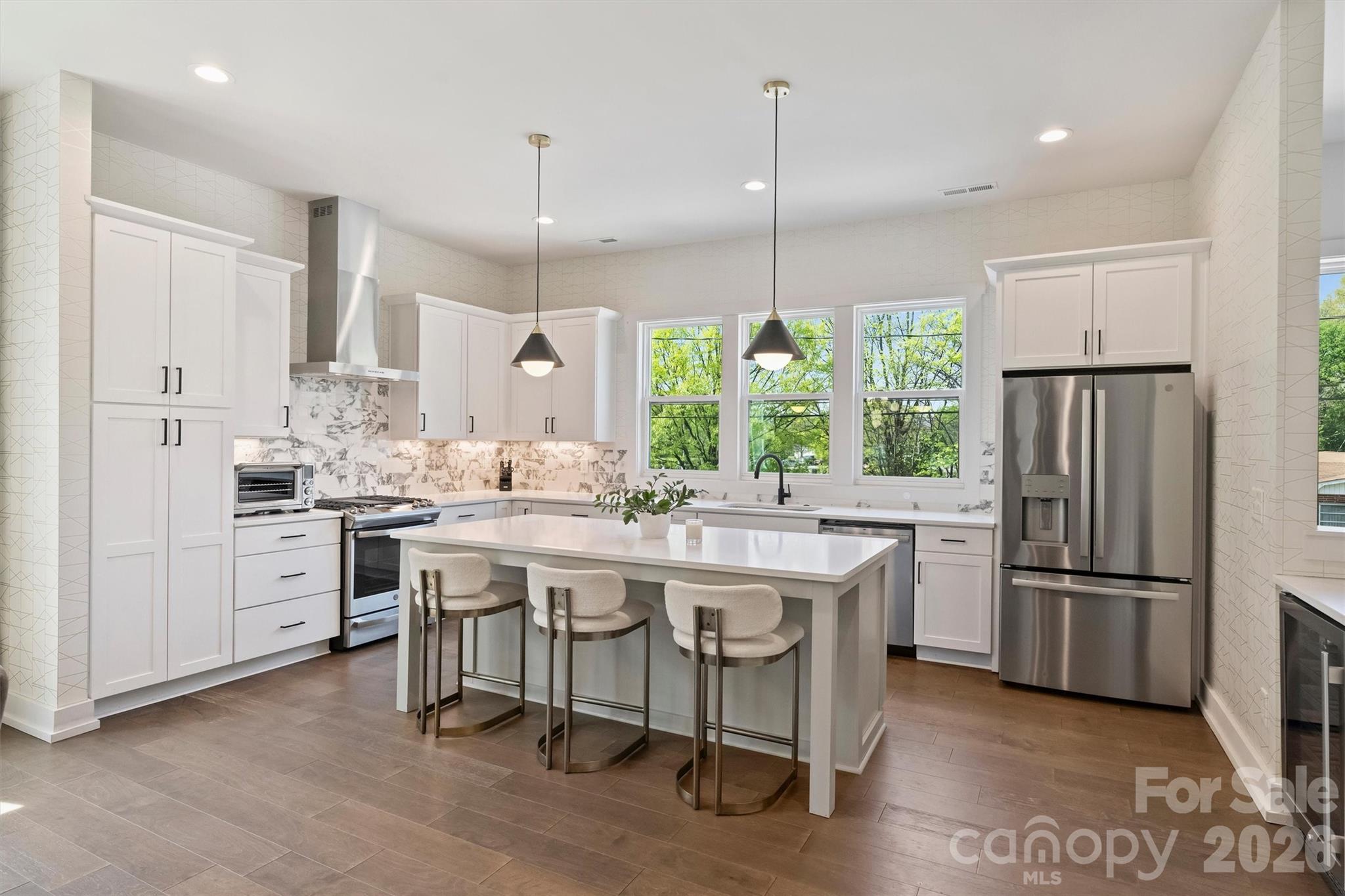 1500 Hawthorne Lane Charlotte NC 28205