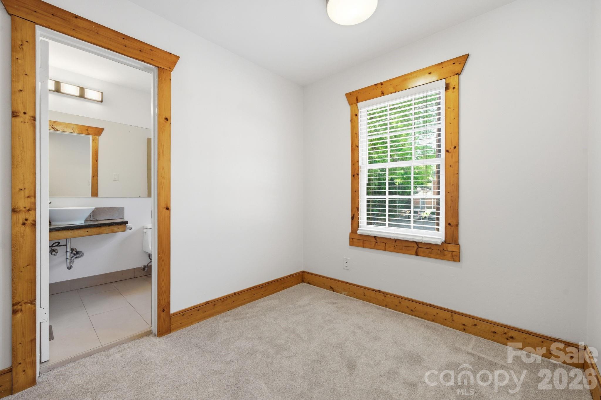 638 Chipley Avenue Charlotte NC 28205
