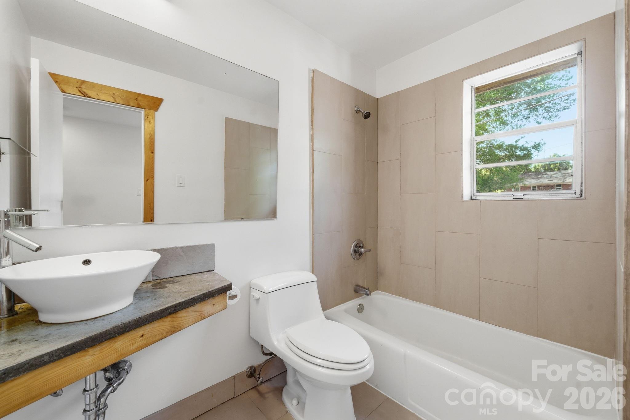 638 Chipley Avenue Charlotte NC 28205
