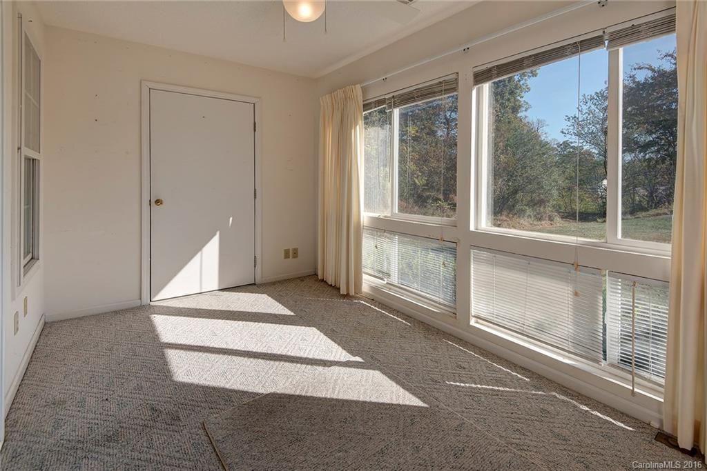 1603 Hyde Park Drive Asheville NC 28806