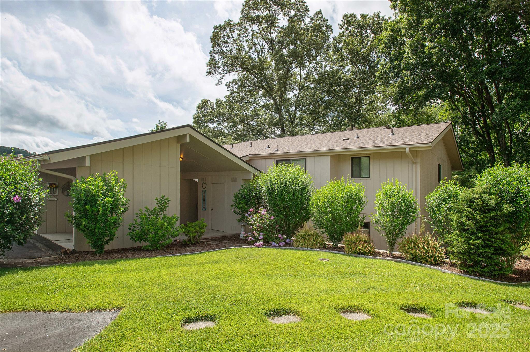 164 Glen Cannon Point Pisgah Forest NC 28768