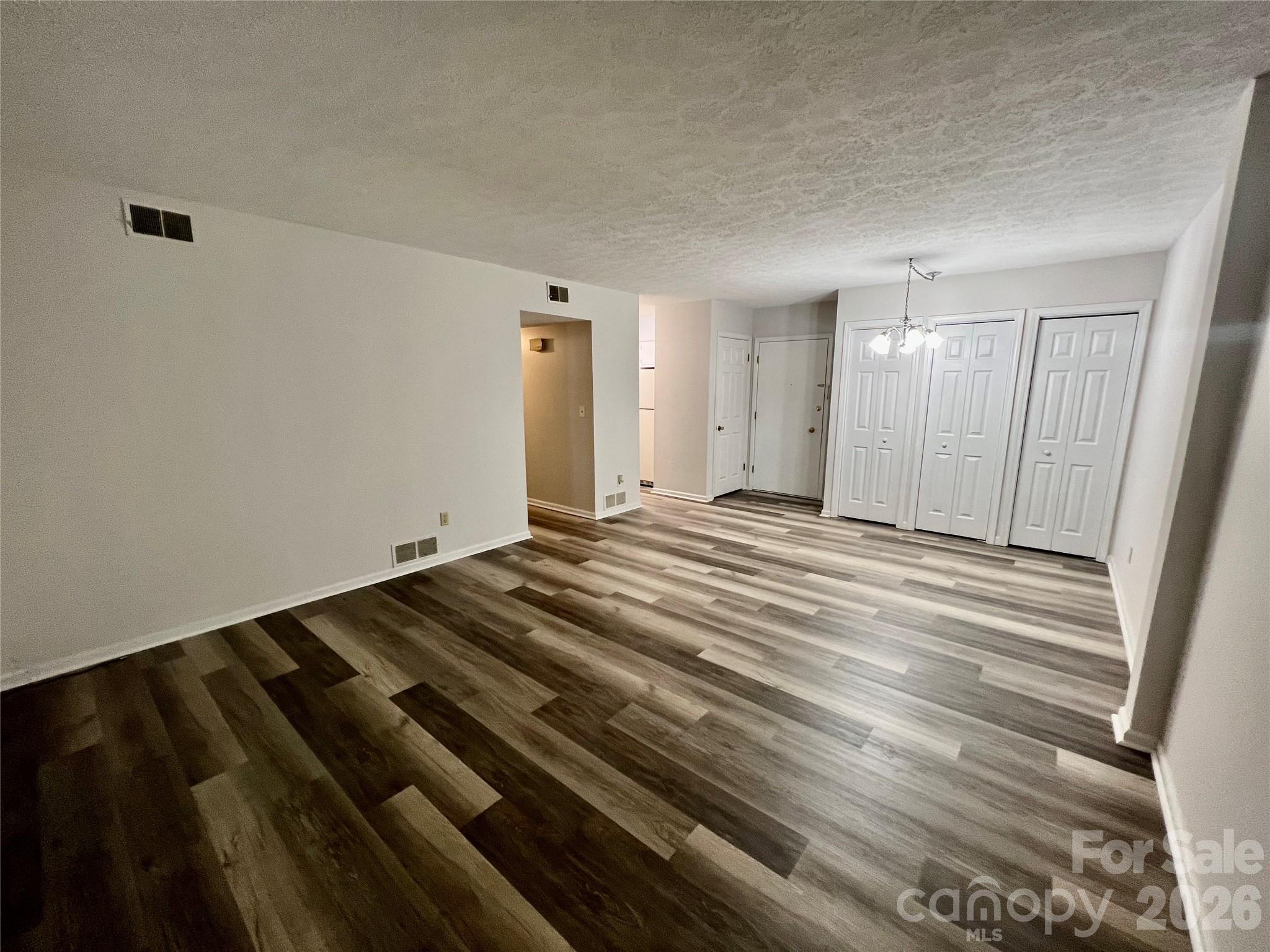 427 6th Avenue W Hendersonville NC 28739