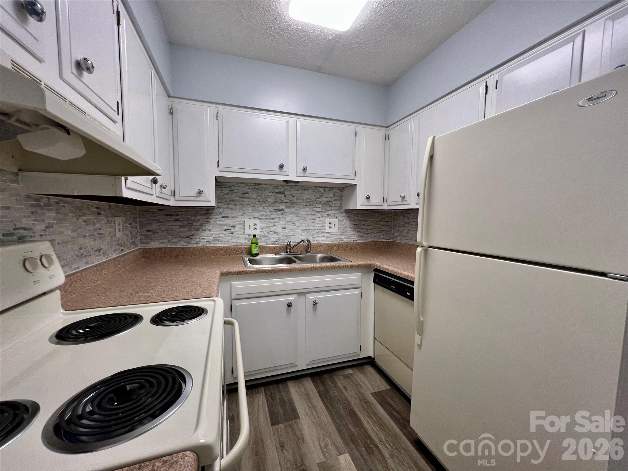 427 6th Avenue W Hendersonville NC 28739