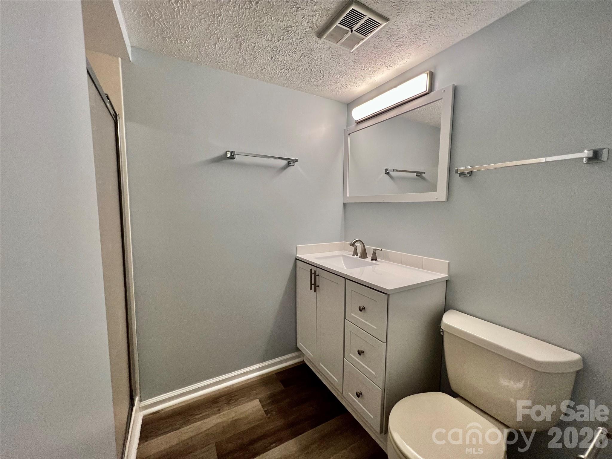 427 6th Avenue W Hendersonville NC 28739