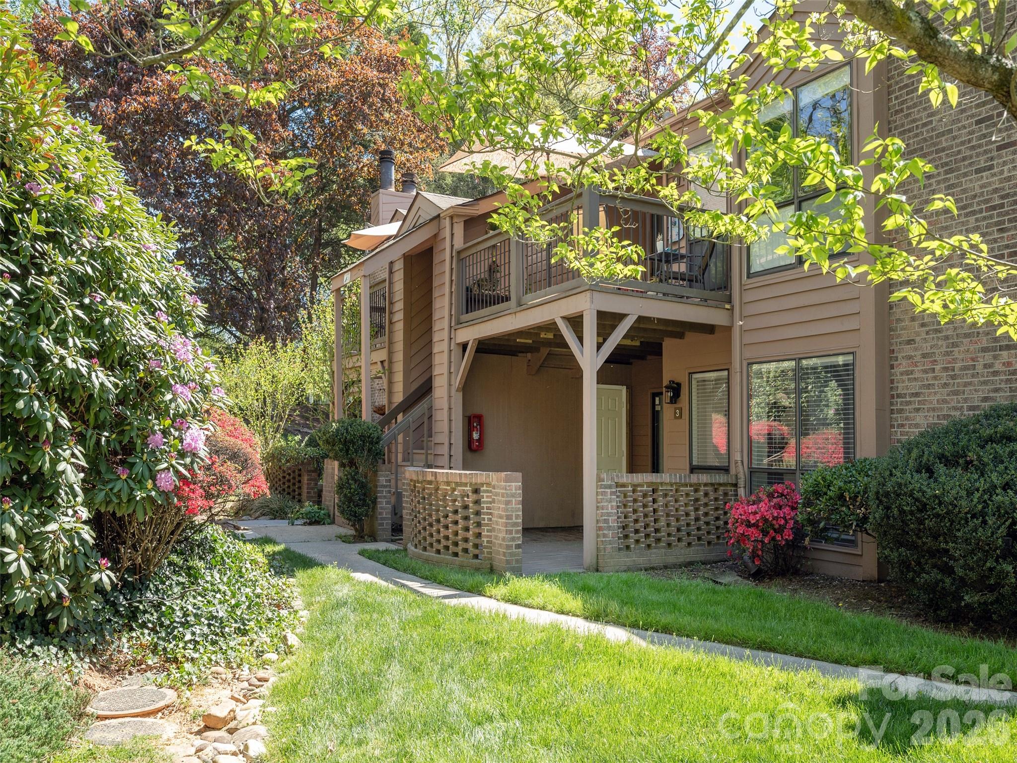 Asheville NC, 3 Ravencroft Lane, Unit A
