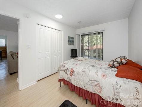 3 Ravencroft Lane Asheville NC 28803