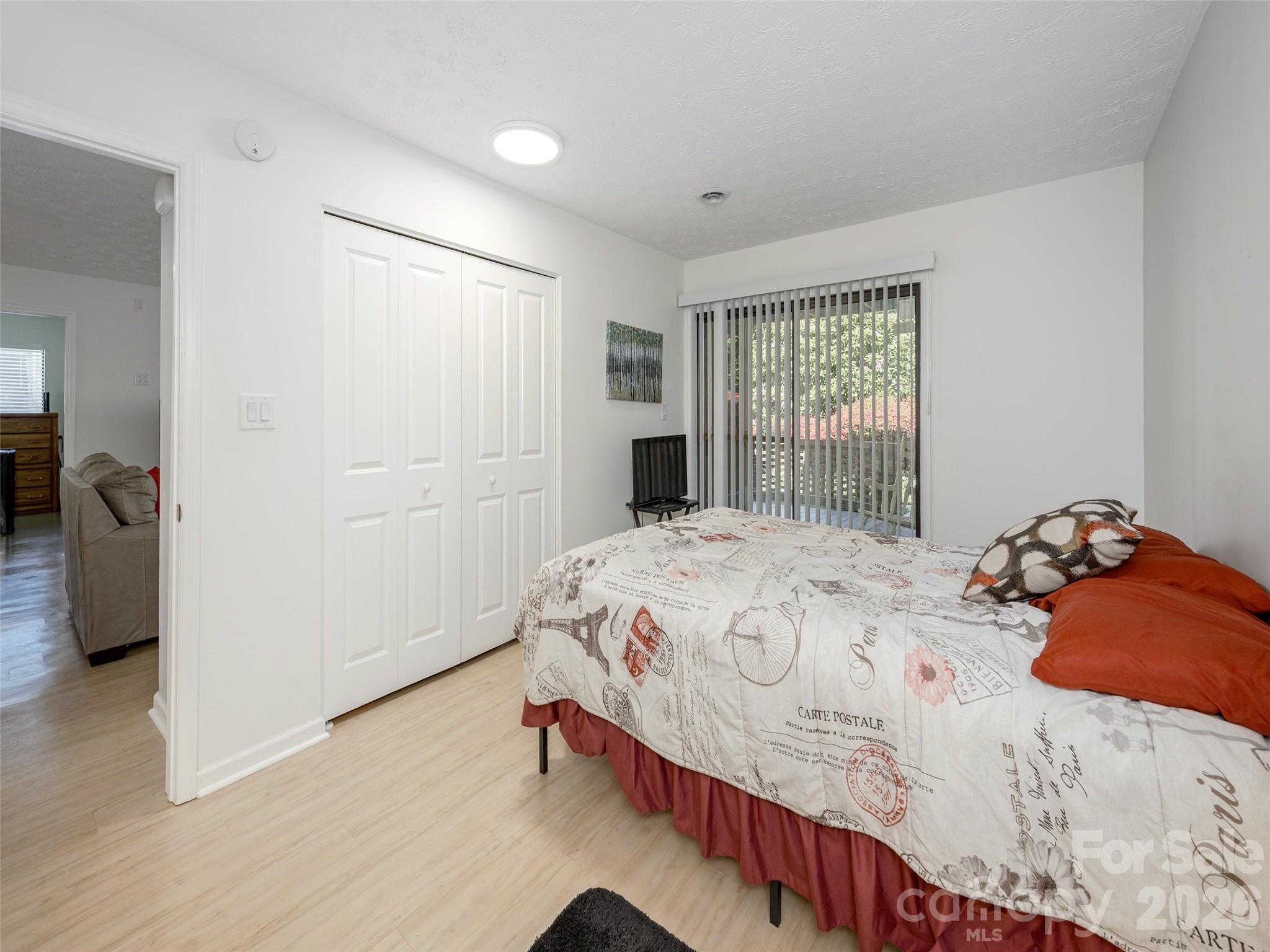 3 Ravencroft Lane Asheville NC 28803