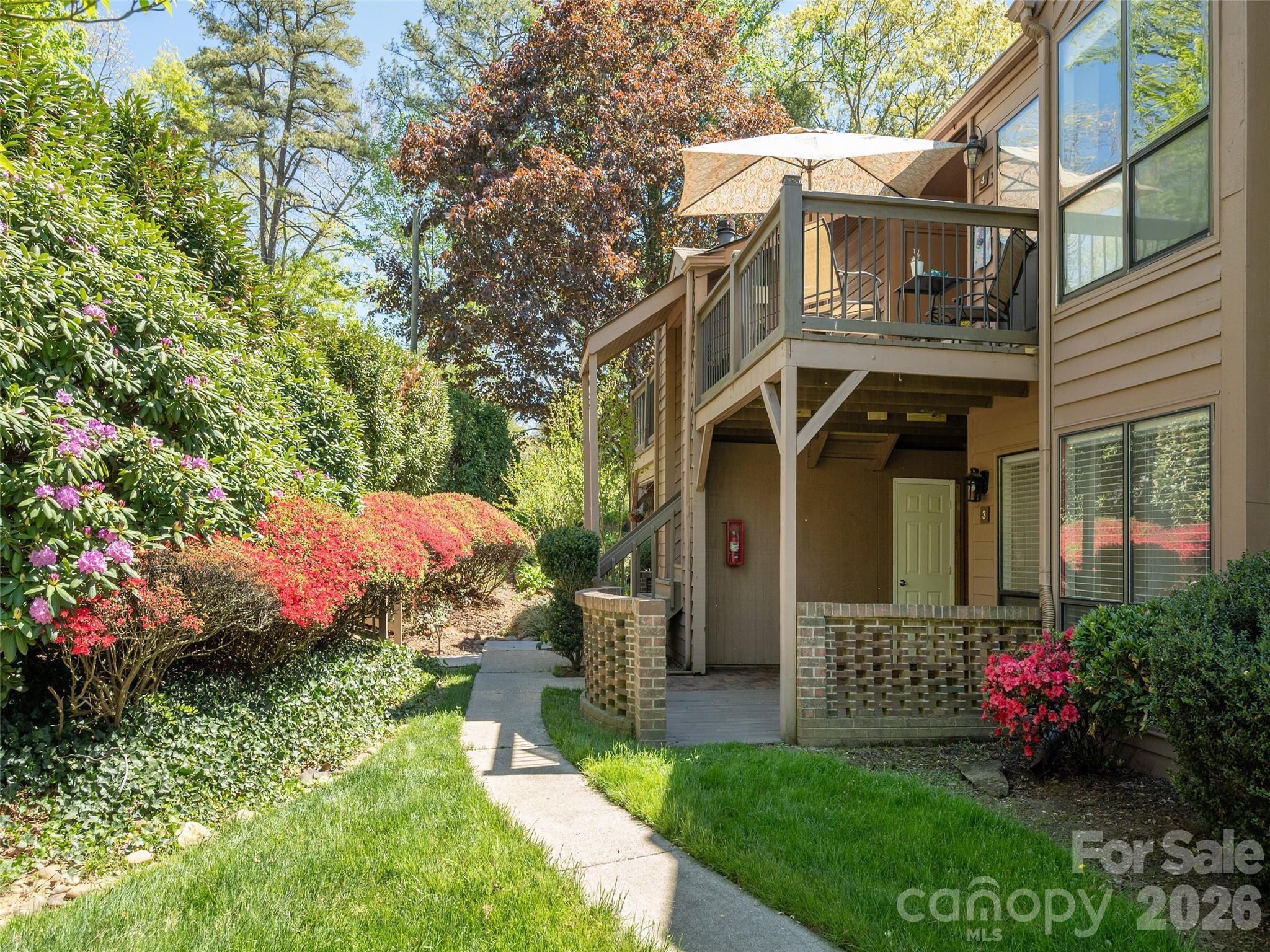 3 Ravencroft Lane Asheville NC 28803