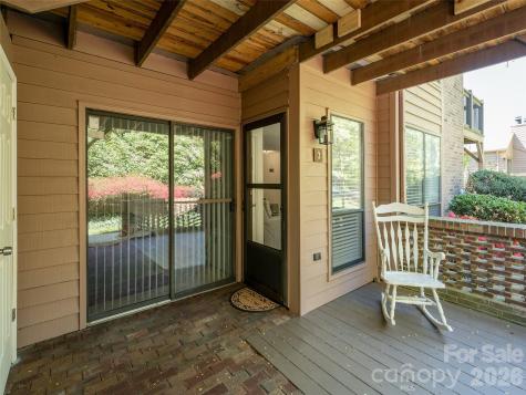 3 Ravencroft Lane Asheville NC 28803