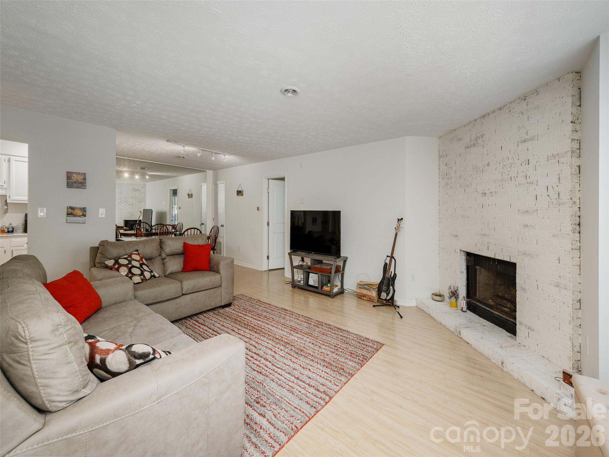 3 Ravencroft Lane Asheville NC 28803