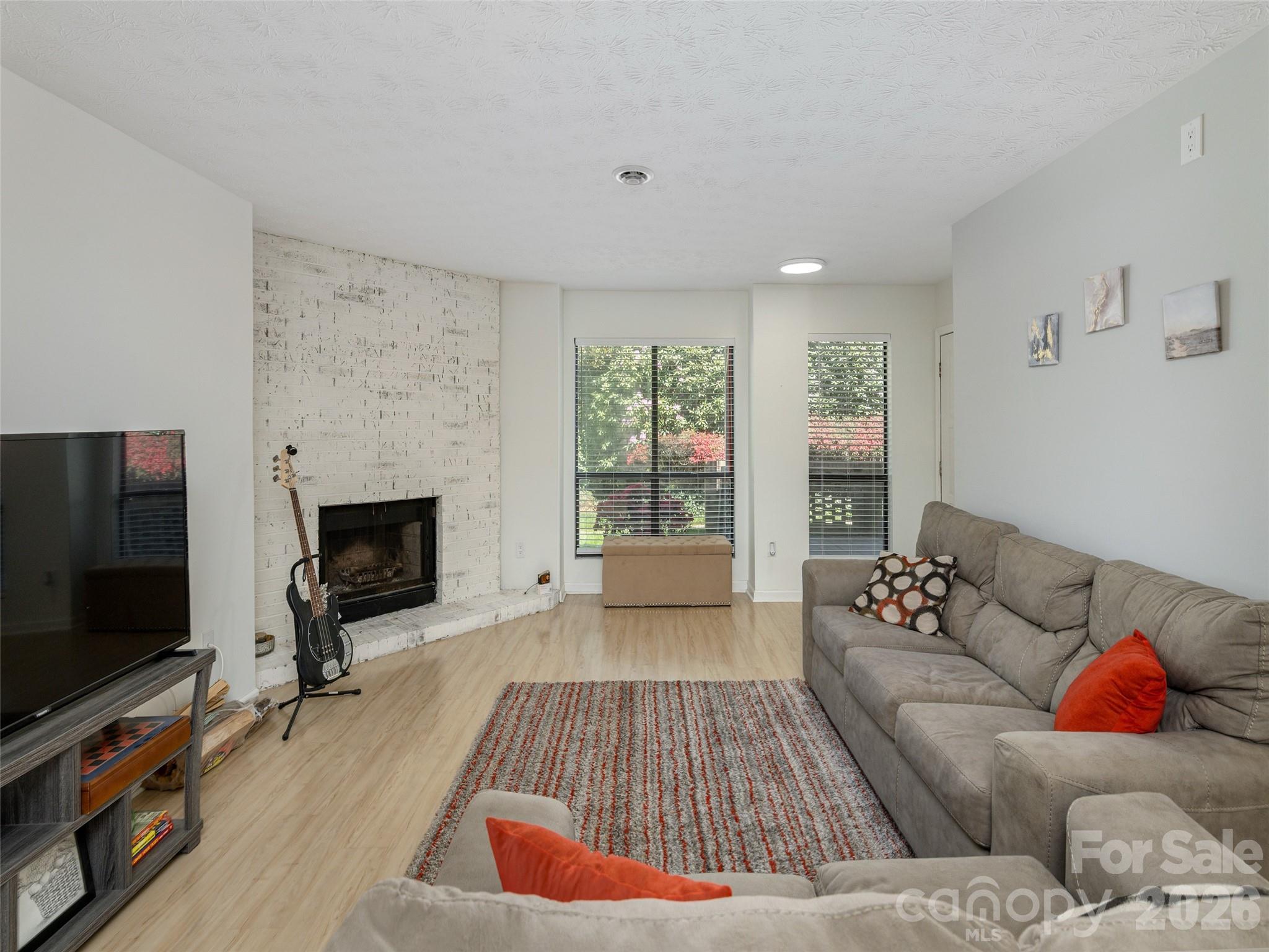 3 Ravencroft Lane Asheville NC 28803