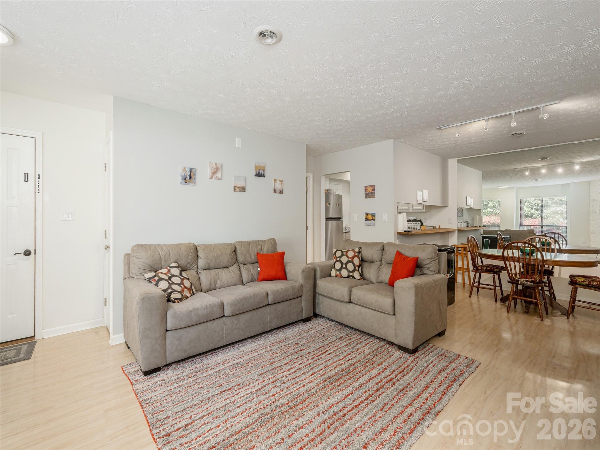 3 Ravencroft Lane Asheville NC 28803