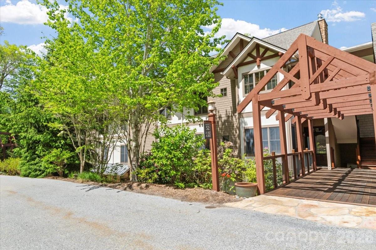 52 Logging Horse Road Burnsville NC 28714