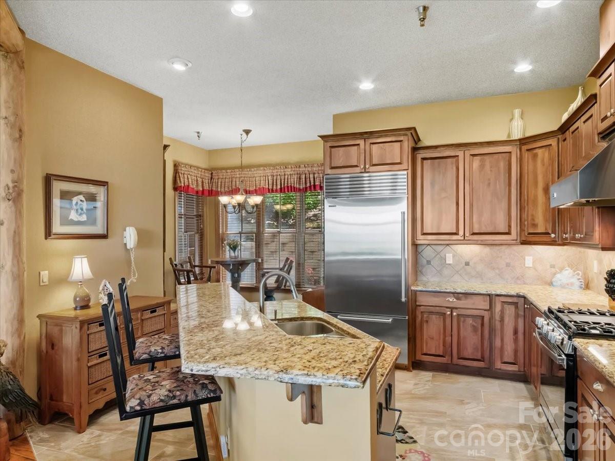 52 Logging Horse Road Burnsville NC 28714