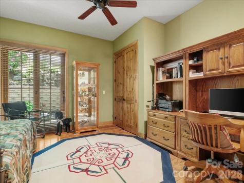 52 Logging Horse Road Burnsville NC 28714