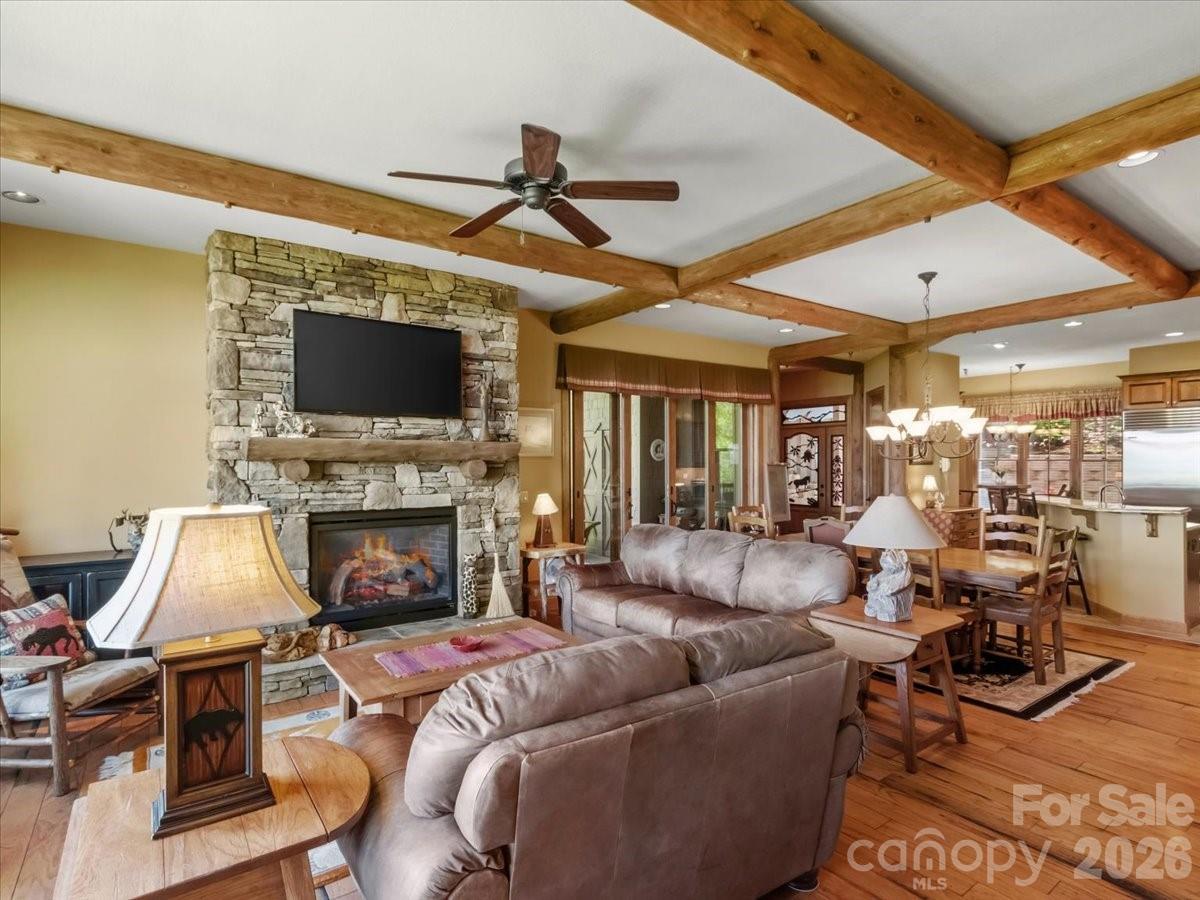 52 Logging Horse Road Burnsville NC 28714