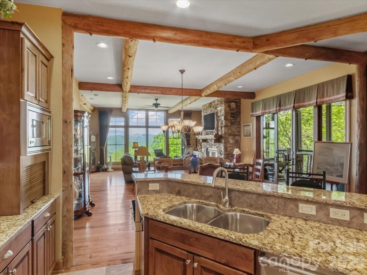 52 Logging Horse Road Burnsville NC 28714